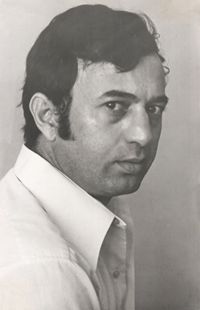 davudnasib-about-left